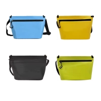 IMG_3840.JPG - กระเป๋าสะพายกันน้ำ PVC รุ่น BA003 | https://begroove.co.th